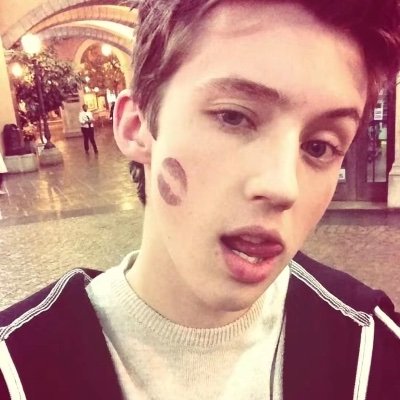 HAPPILYROSA's profile picture. vanillaboobs and blake fc