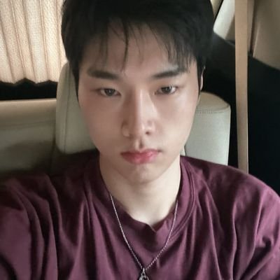 bsyvlnswr's profile picture. kpop n kdrama mulfand #XDINARYHEROES 🐱🦊 #THEBOYZ 🐮☀️🐹 #NMIXX 🐰🐥🐻