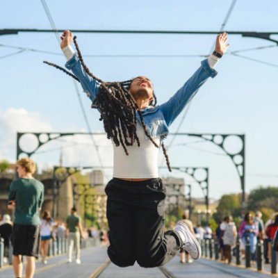 Fashionistae's profile picture. 