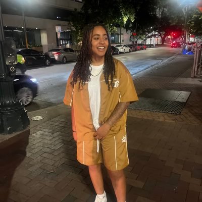 pxxcynit's profile picture. 