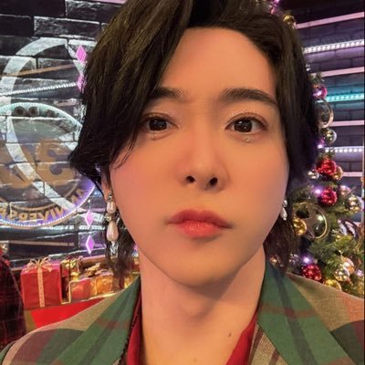 dinoborA113's profile picture. 𝐦𝐮𝐥𝐭𝐢𝐟𝐚𝐧𝐝𝐨𝐦🩵: — this account in love with all about movie & series °🌈 🎬* | Lauvers | feat.J-rock; sumika 🏠 | mrs. green apple🍏