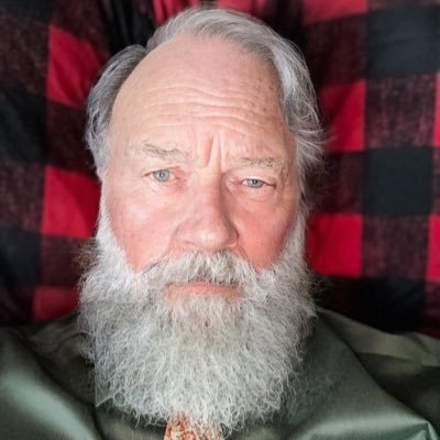 SuchNakedivity's profile picture. Photojournalist, pseudo-artiste. My fantasy manuscript is on multiculturalism & faith-crisis. I hunt the Purple Buffalo.