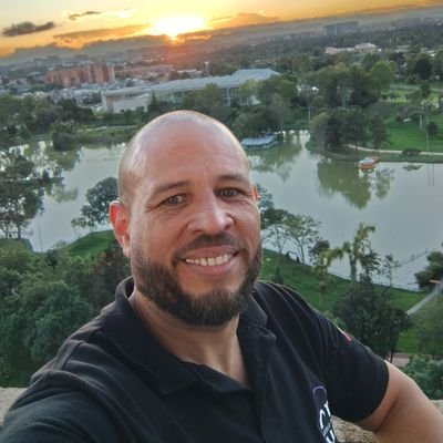 Taniels_'s profile picture. Caracas / Venezuela ♥️.
Criado a la antigua, Antichavista, aqui llamaremos a las cosas por su nombre, nada de sensibles de cristal.