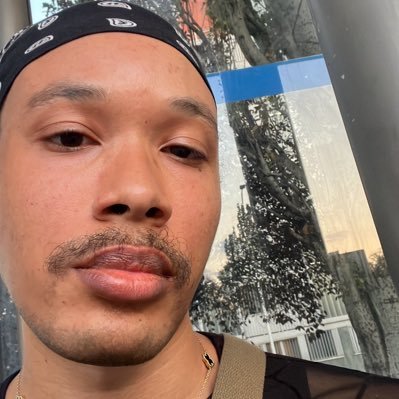 solayroze's profile picture. he/him ✨Charmed: Multiverse on Roblox f or PC and MOBILE. Out NOW!✨🧚🏽🧙🏽‍♀️🧪🦄🧞‍♀️