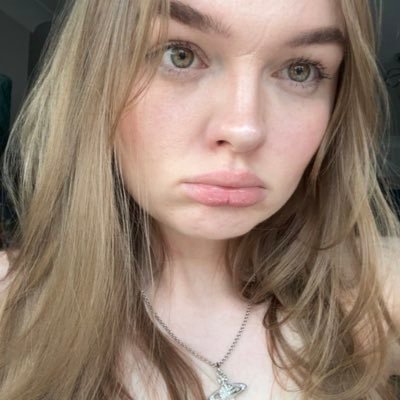 bzthany's profile picture. 