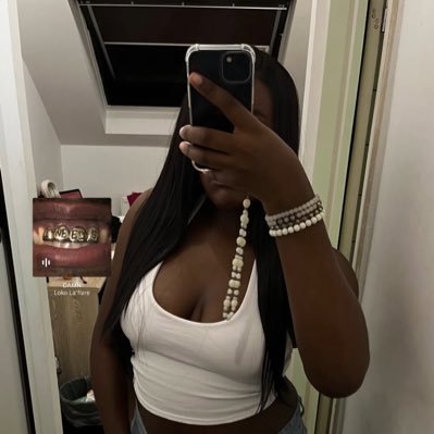 euniceabigaelle's profile picture. 🇨🇩🇨🇺 Child of God. Alaha ilé raba 🤲🏾