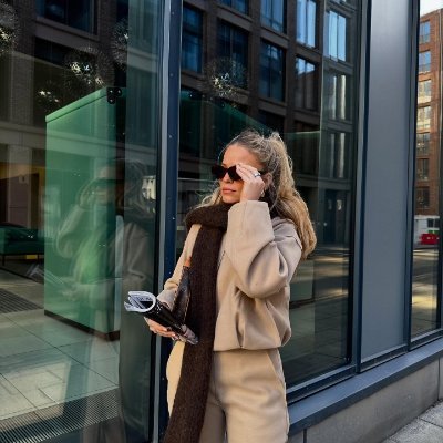 LindaEmmie1983's profile picture. ✨ Interior designer | Storyteller | Jazz & gumbo soul