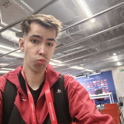 Sharazar10's profile picture. ♥️🤍ATM 😉Nunca dejes de creer.

🎙️Hablo del Atleti en: 

https://t.co/4SP1uekJzb

y en @AtletiStream.