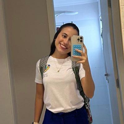 focusbru's profile picture. ex-vestibulanda raiz por 6 anos que compartilha dicas, rotina e muita coisa boa com humor e leveza