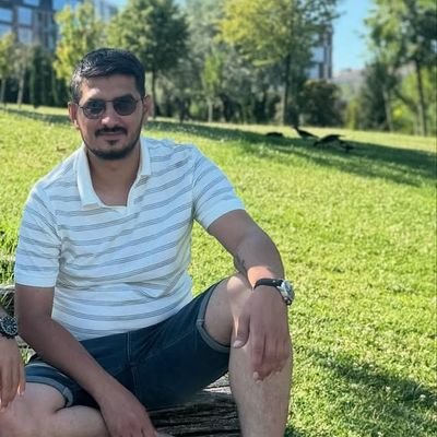 ozgur2923's profile picture. 