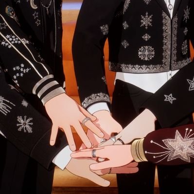 pllofo's profile picture. 💙💜💗❤️🖤