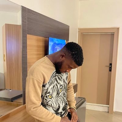 UTDinmyblood's profile picture. 🚀 Entrepreneur👔,Content creator , Manchester United💯❤️ #BigLion🦁. #Topboy📍