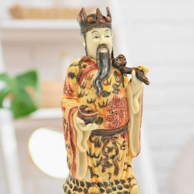 MagdalenangSawi's profile picture. ✨️ Tarot Reader ✨