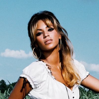 RedSilverrBlue's profile picture. #FREEPALESTINE 🇵🇸 • TDTWT • MUSICTWT • My feet are not enough to save me . •