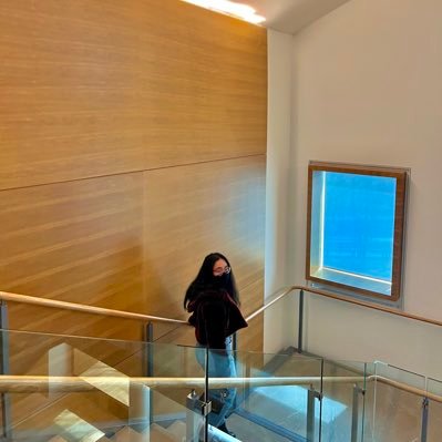 britt8122's profile picture. it’s britt~ beach