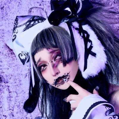 Lyrica_Usagi's profile picture. 哀れ孤独な幸福中毒。リリカ(@Lyrica_le_Offi) ◇MV『Strange Rabbit』https://t.co/i3xaWknVn4 NEXT→11/25 Zirco Tokyo
