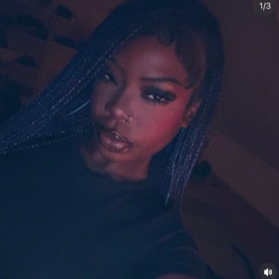 misssminaaaa's profile picture. The backup/no u ain’t “win”I blocked u cs u annoying bitch