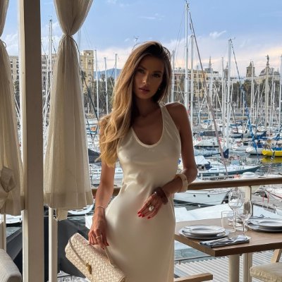 jenn_59823040's profile picture. A laugh can be a very powerful thing