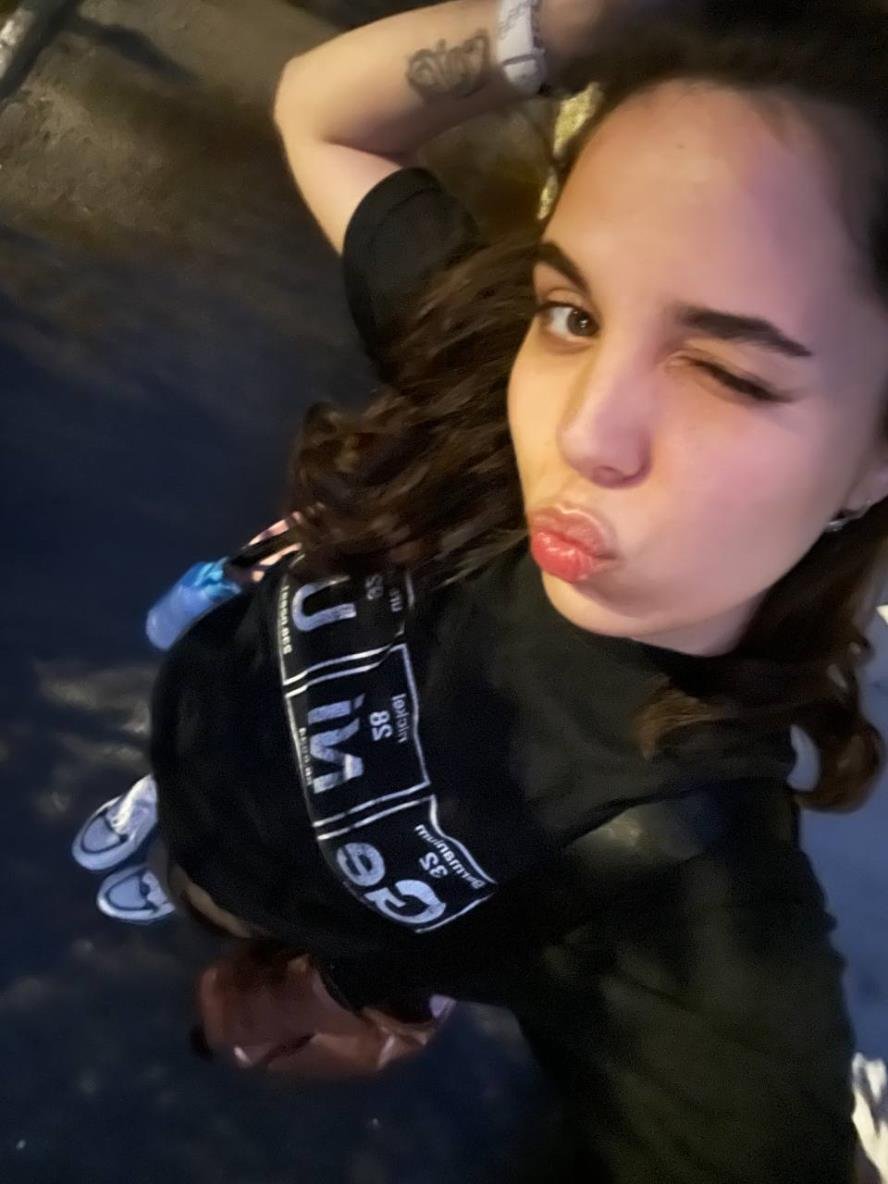 KemberlyKi57673's profile picture. ☕ @sexsexyougood keep scrolling, I dare you