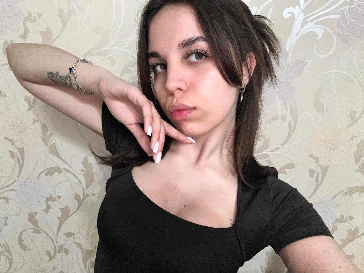 WillenaBev76447's profile picture. ☕ small talk? not today 💫 @sexsexyougood