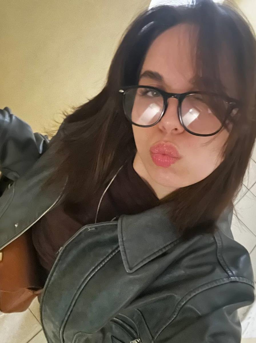 MitsueA9359's profile picture. ✨ I post to remember how I feel 💫 not to prove it. @sexsexyougood