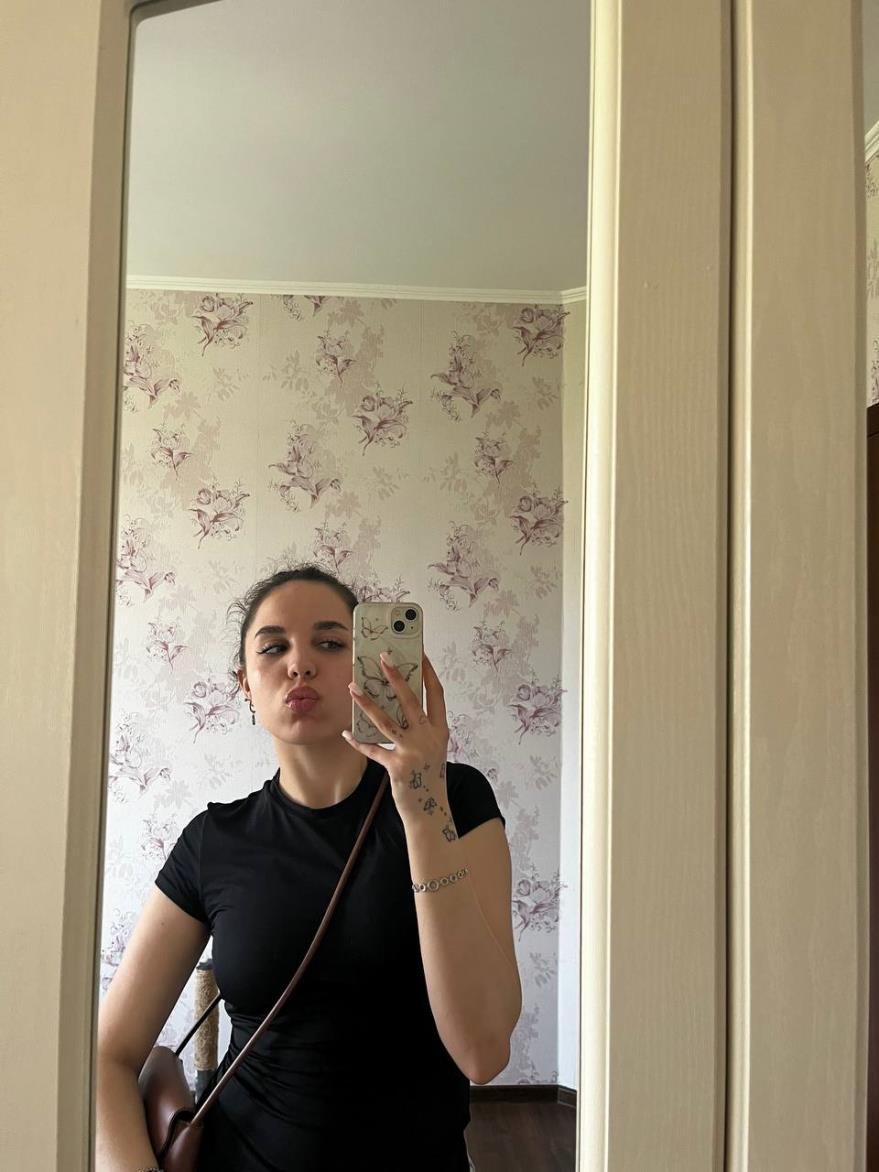 MelinaShau10257's profile picture. 💫 Come visit my page @sexsexyougood where chaos meets peace 💋✨