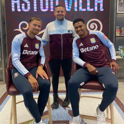 AvfcMozza92's profile picture. 59/92 ⚽️ Villa Home & Away 💜💙