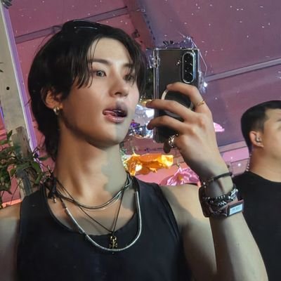 chanchbs's profile picture. ˖࣪ ̣ ☁️ ࣪˖ anton ⋆♡ ⃗