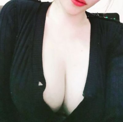 6t0cQaeq's profile picture. 19さい/156せんち/Bカップ/お弁当屋さん/えむ/フォローしてくれたら連絡します💕