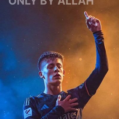 Ishola_200's profile picture. I really need someone to teach me all about crypto 😭