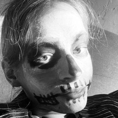 aspiretb's profile picture. yo hablo español tambien   19 años