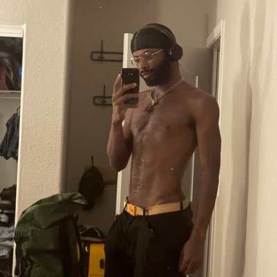 AGoofyGooner's profile picture. ♏️♑️♈️. 𝕎𝕖 𝕒𝕝𝕝 𝕤𝕚𝕔𝕜 𝕠𝕗 𝕀𝕤𝕤𝕒𝕔