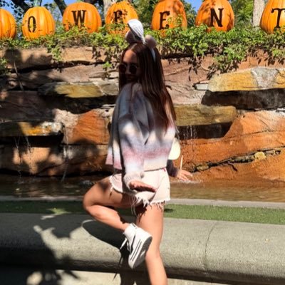 pulquedepina's profile picture. crítica de chais y cafés