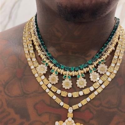 Nadowick7's profile picture. Hi There welcome to my Bio🧑‍💻
Songwriter💡
Poet💡
MANCHESTER UNITED🩸