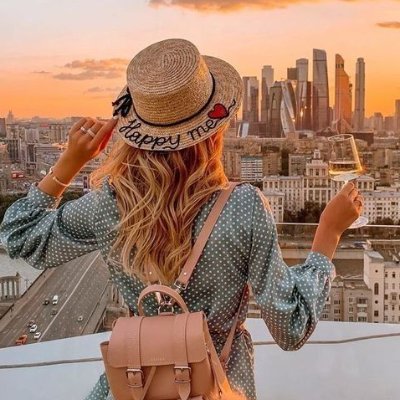 boxie98's profile picture. Coastal explorer chronicling hidden beaches and sea‑glass collections.