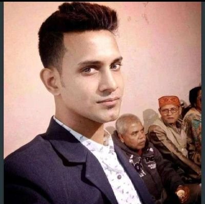 AichSayant52821's profile picture. The son of the east and the power of the west.The lord of the ring and the power of the 👑 king