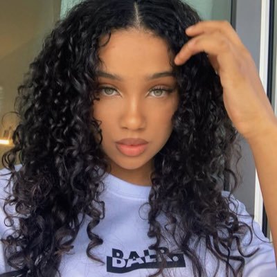 WilliamsTh19340's profile picture. no DM I have a boyfriend who loves me so much so I don't need any man in my life ❤️ except him @MegaKeldog