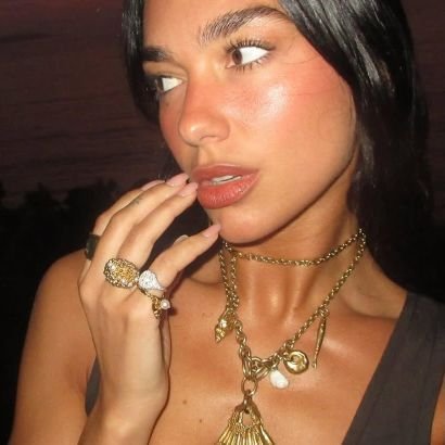 shwnitboy's profile picture. catching fire (2013) dir. francis lawrence