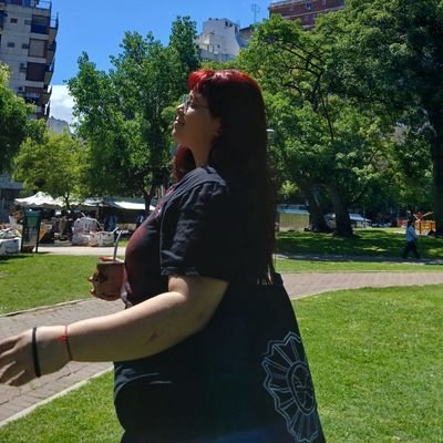 wancerez0's profile picture. insoportablemENte viva || ricotera y colorada, todos los trastornos juntos. 
E intento de youtuber🤓☝🏻