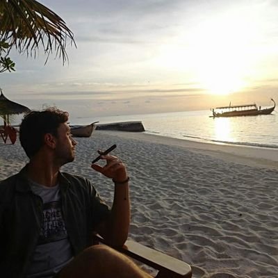 VoLk_Alone's profile picture. B o t W _  Occasional Combat Enthusiast // Drummer // Piano Player