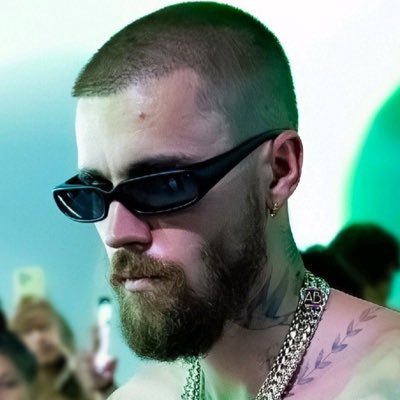 boyfrienrd's profile picture. 