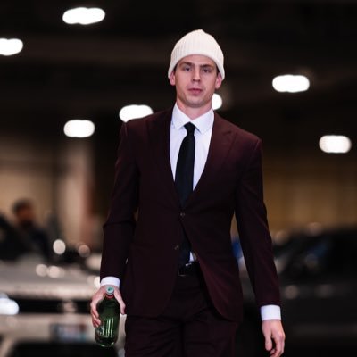 mreilly93's profile picture. Minny/Carolina Hurricanes