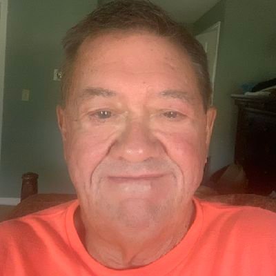 Simon343372's profile picture. influencer