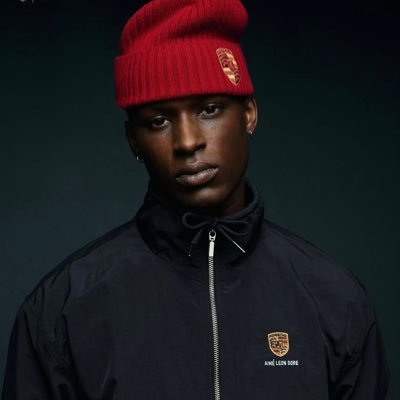 themodelguru's profile picture. Self made - Model • Dj • Creator