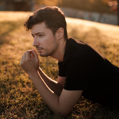 JandroTejeda's profile picture. Light Years.