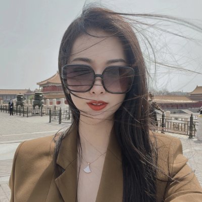 Selena357GG's profile picture. 