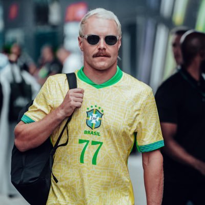 Manuel78130's profile picture. Irrelevant.