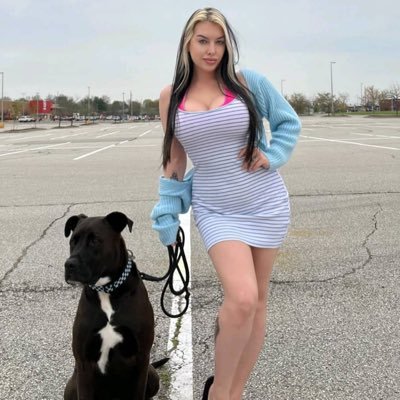 julianiascote's profile picture. 