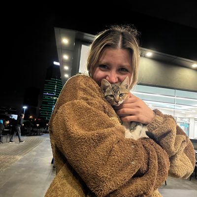 belkilerdenuzak's profile picture. yormayın 🌈