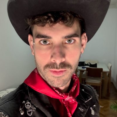 mrcssampaio's profile picture. brushes with darkness won’t help you create your destiny of self